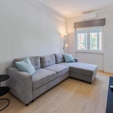 아파트 Lisboa No Sado - By Y Concept