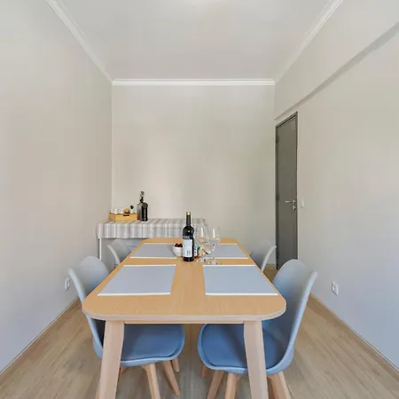 Lisboa No Sado - By Y Concept 아파트 세투발